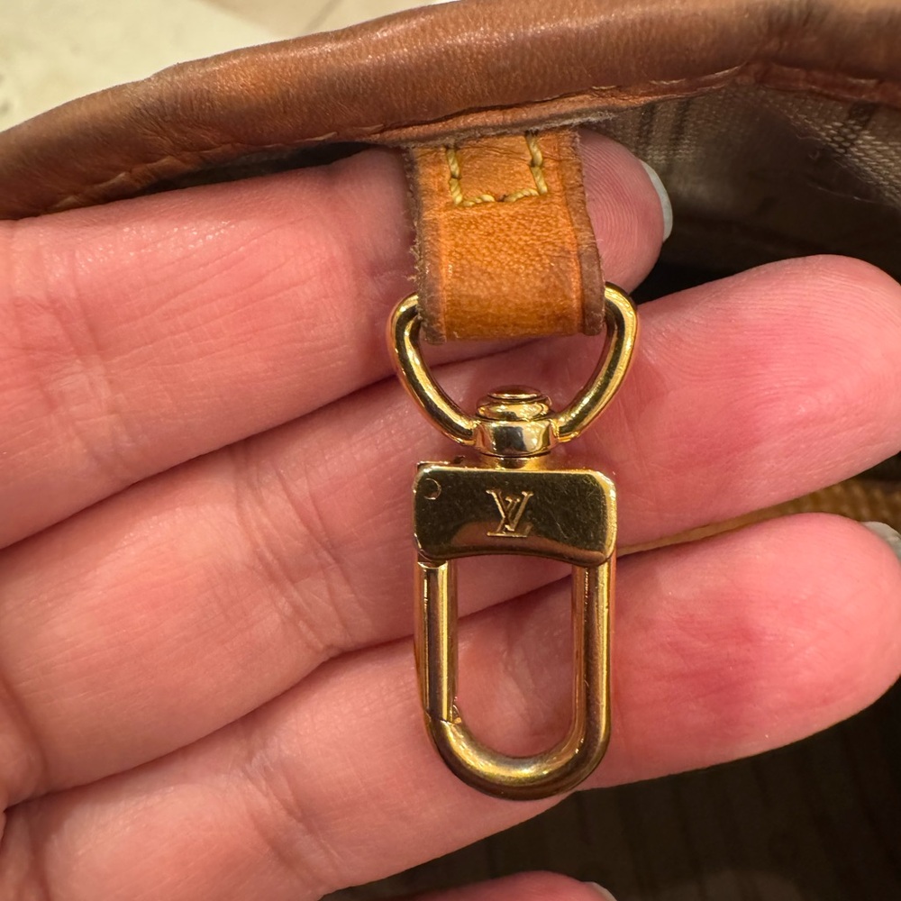 Louis Vuitton Large Delightful PM Brown Monogram Hobo Bag - Picture 9 of 14